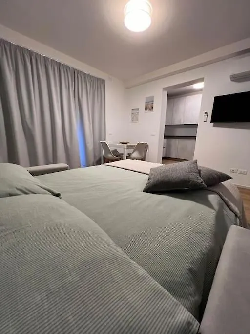 Casa Silvia, Bilocale Nuovo A 100 Mt Dal Mare Apartamento Riccione